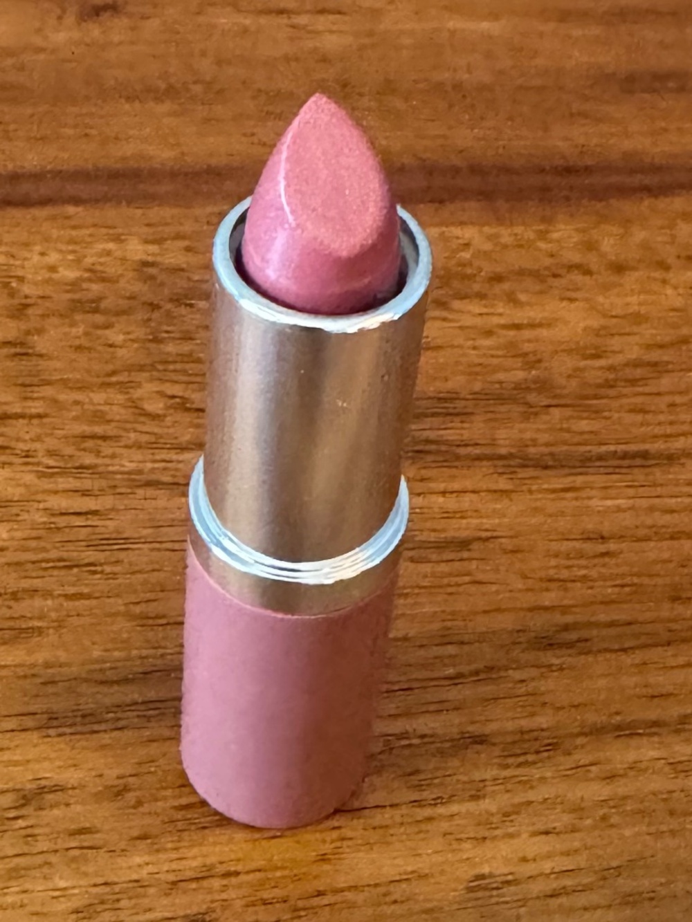 Clinique Lipstick - 02 Bare Pop